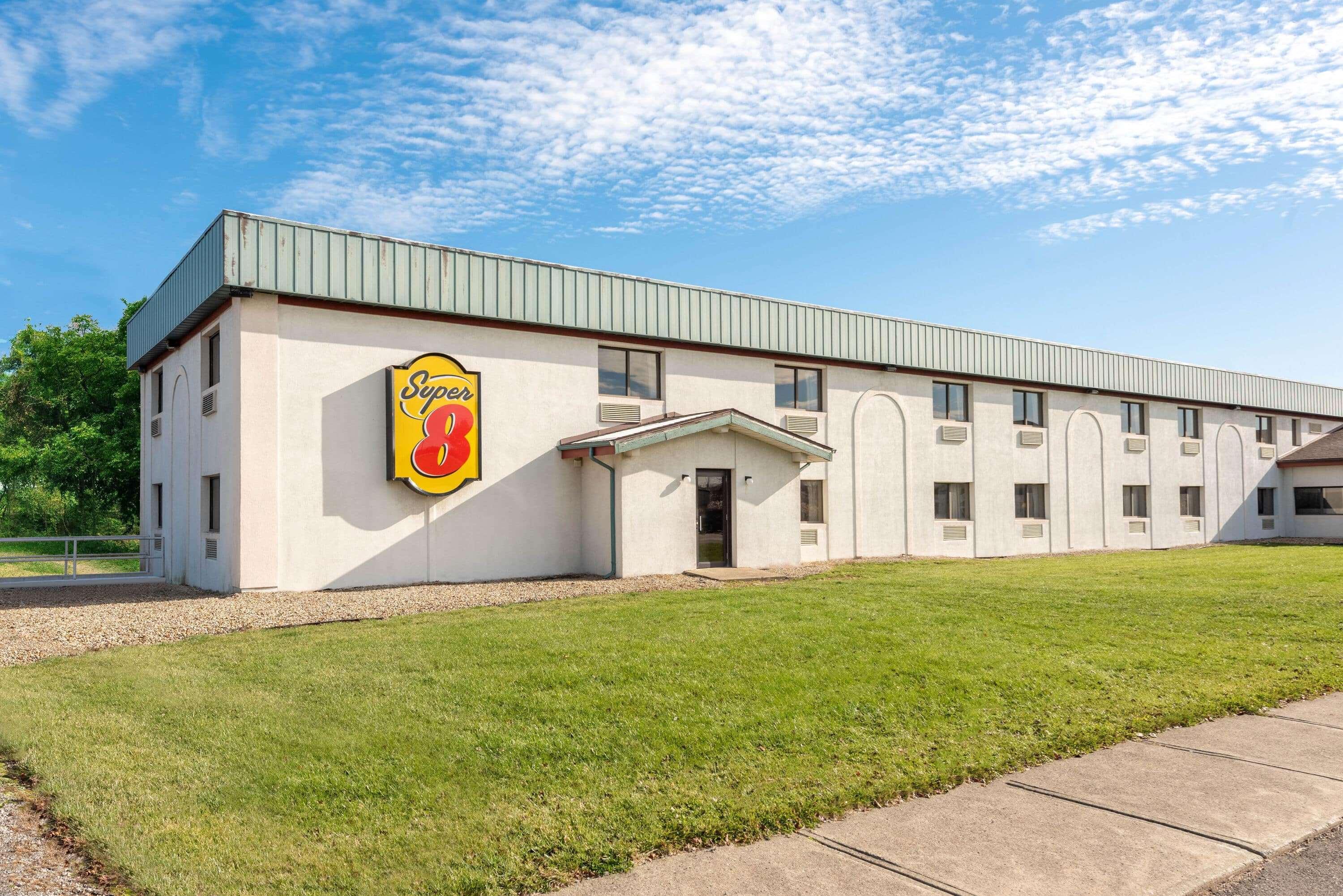 Super 8 Cleveland North Ridgeville Exterior foto